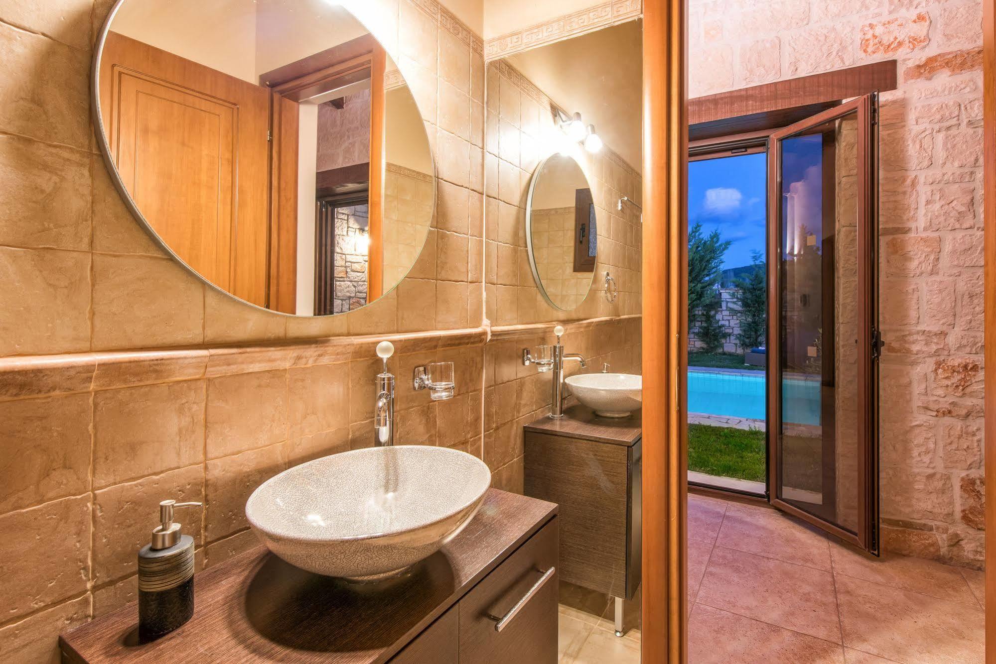 Astarte Villas - Kyveli Villa Vanato Luaran gambar